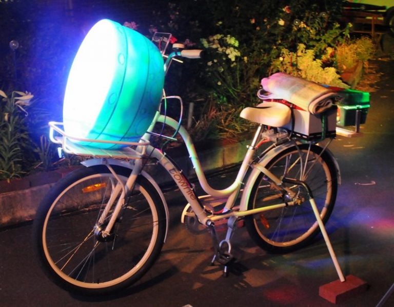 Are bike lights too bright? Cycling in Christchurch