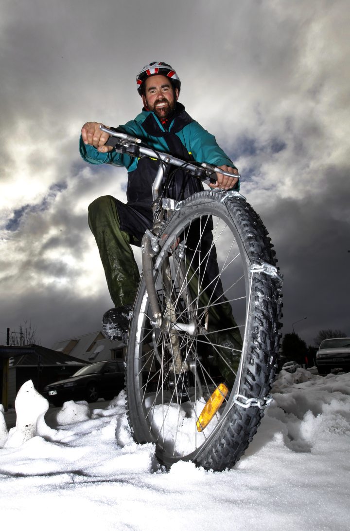 Flashback Friday: Snow chains on bikes