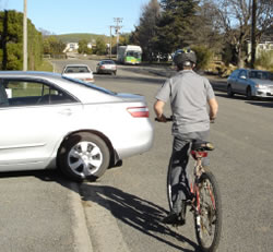 Defensive cycling: Looking left