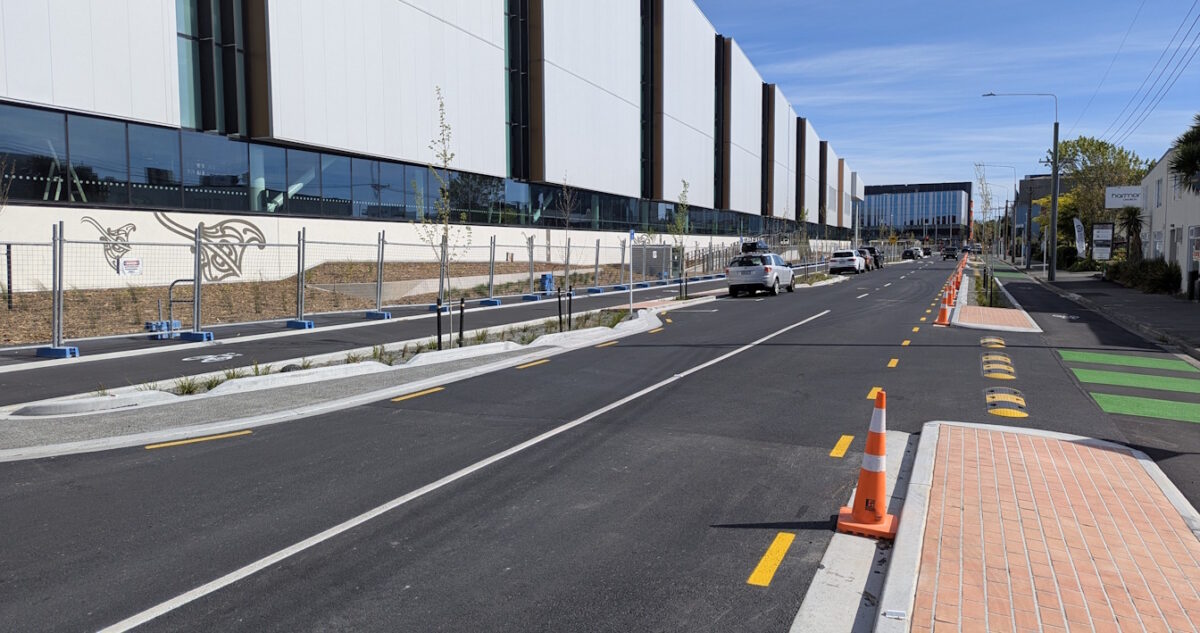 Photo of the Day: Antigua St cycleway takes shape